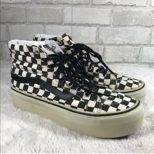 Platform Checkered Limited Edition Vans